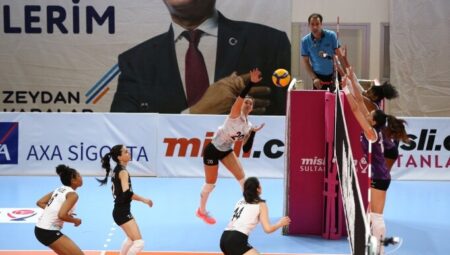 Çukurova evinde set vermedi