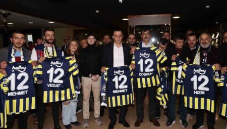 Fenerbahçe, özel misafirlerini ağırladı