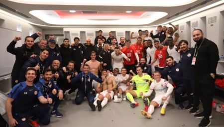 Antalyaspor, deplasman hasretini bitirdi