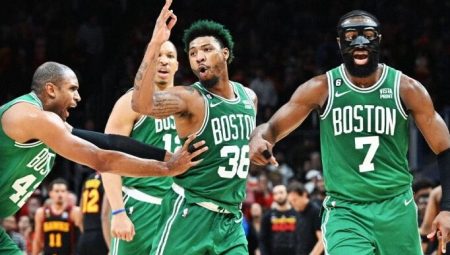 Celtics işi bitirdi, Hawks’ı eleyerek Doğu yarı finalisti oldu!