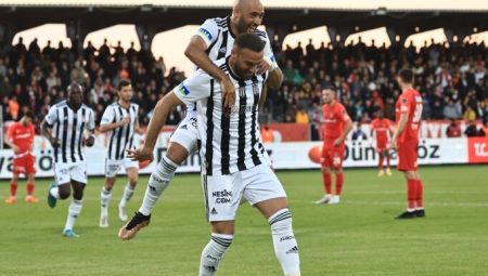 Cenk Tosun’dan 15. gol katkısı