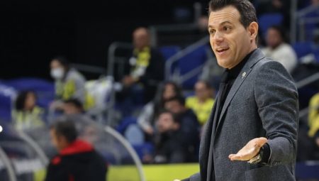 Dimitris Itoudis: “En iyi takıma karşı oynayacağız”