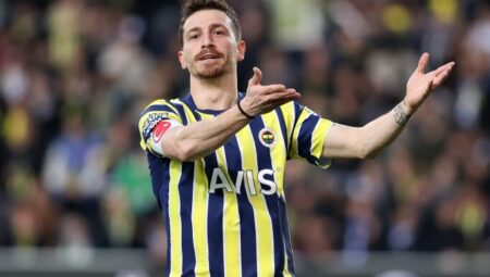 Fenerbahçe’ye kötü haber; Mert Hakan