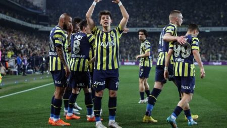 İtalya’da manşetler: “Fenomen bebekten çılgın goller”