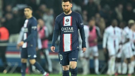 Messi, Paris’ten ayrılıyor!
