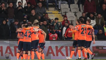 Başakşehir, Galatasaray deplasmanında