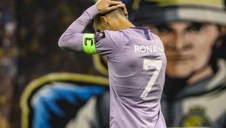 Cristiano Ronaldo, Suudi Arabistan’da mutsuz!