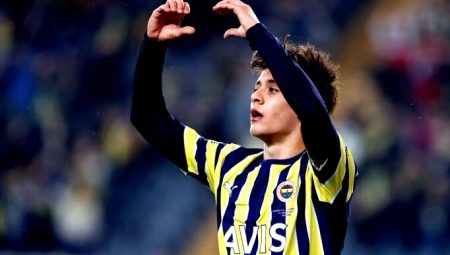 Fenerbahçe’den Arda Güler’e; ‘Hazır olmadan Avrupa’ya gitme’
