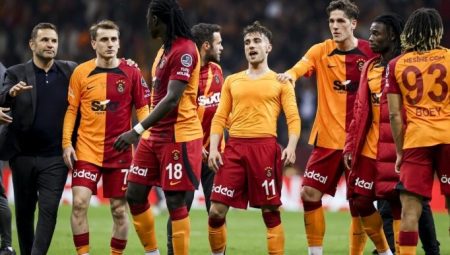 Galatasaray yenileniyor