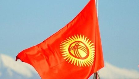 Kırgızistan Futbol Federasyonunun yeni ofisi Bişkek’te açıldı