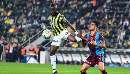 Marc Bartra: “Fenerbahçe’yi yenebilirdik”