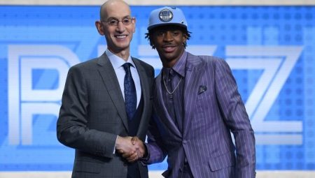 Silver, Ja Morant’in silah olayı için: “Şok oldum…”