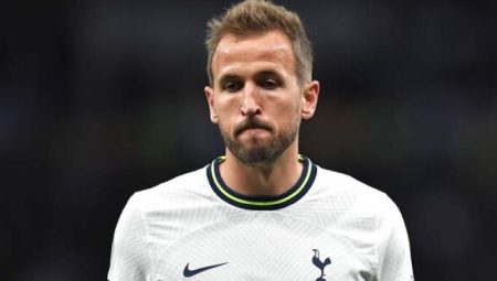 Tottenham, Aston Villa’ya da boyun eğdi